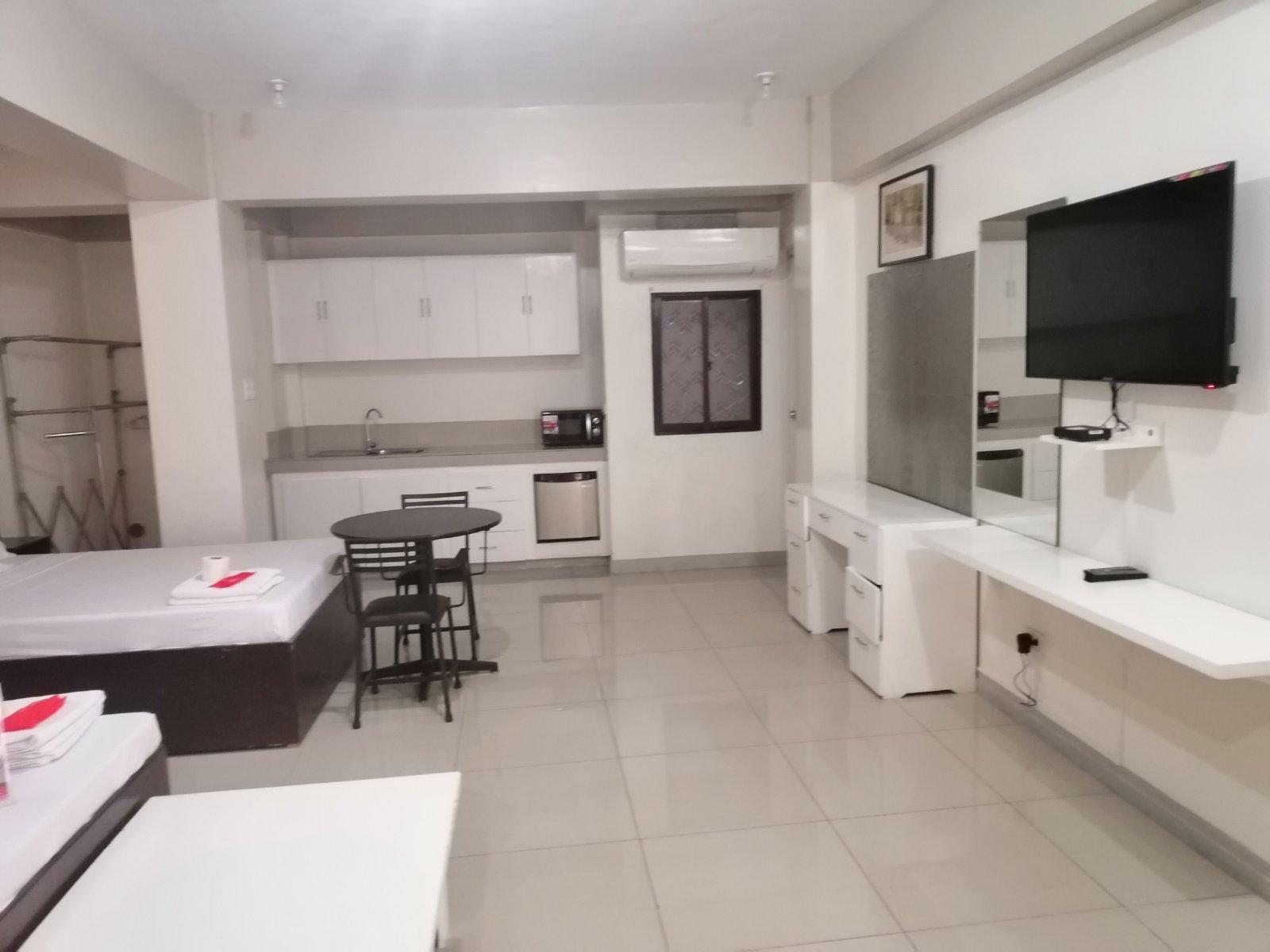 Reddoorz Near Pasay Taft Hotell Exteriör bild