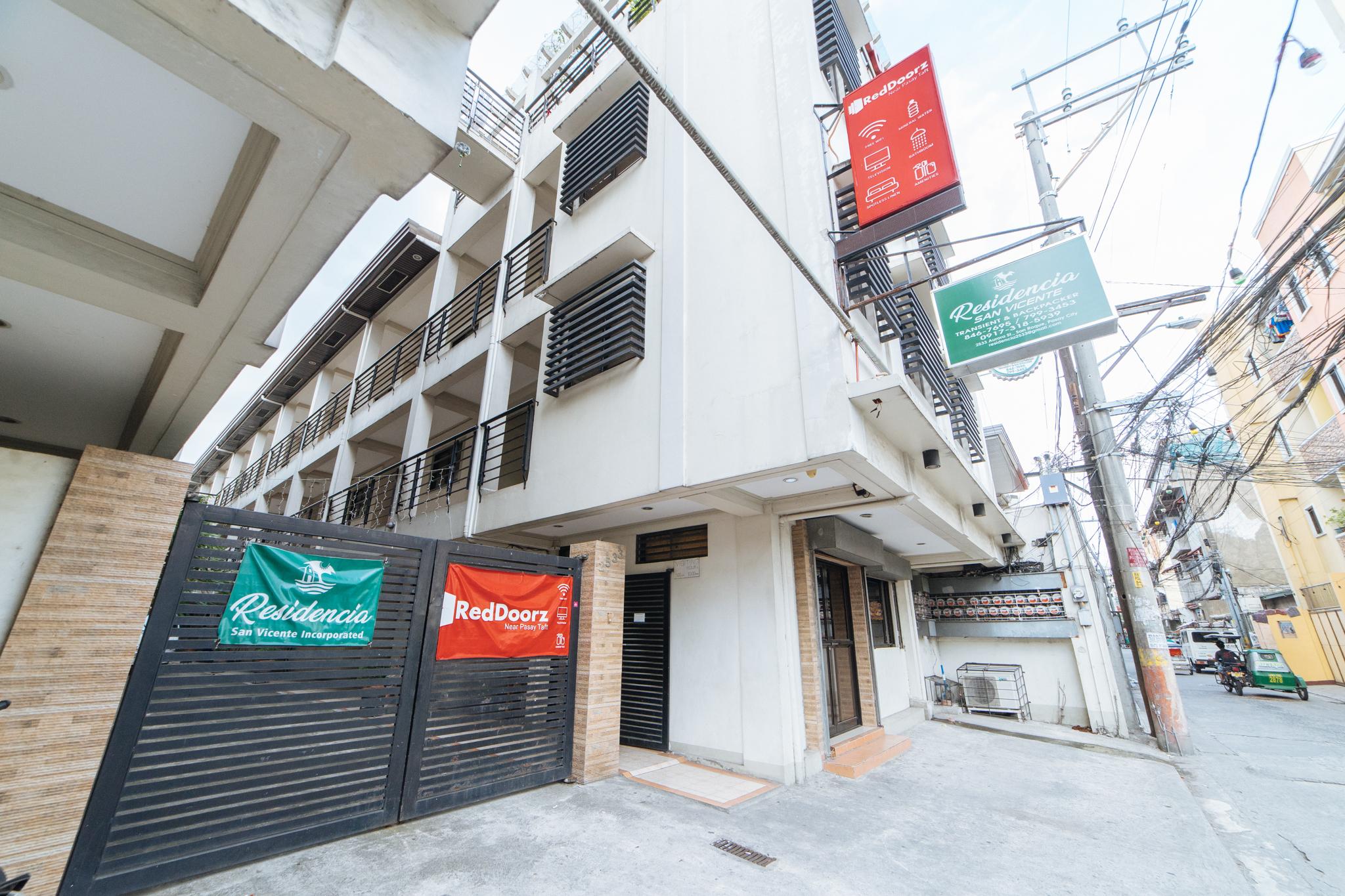 Reddoorz Near Pasay Taft Hotell Exteriör bild