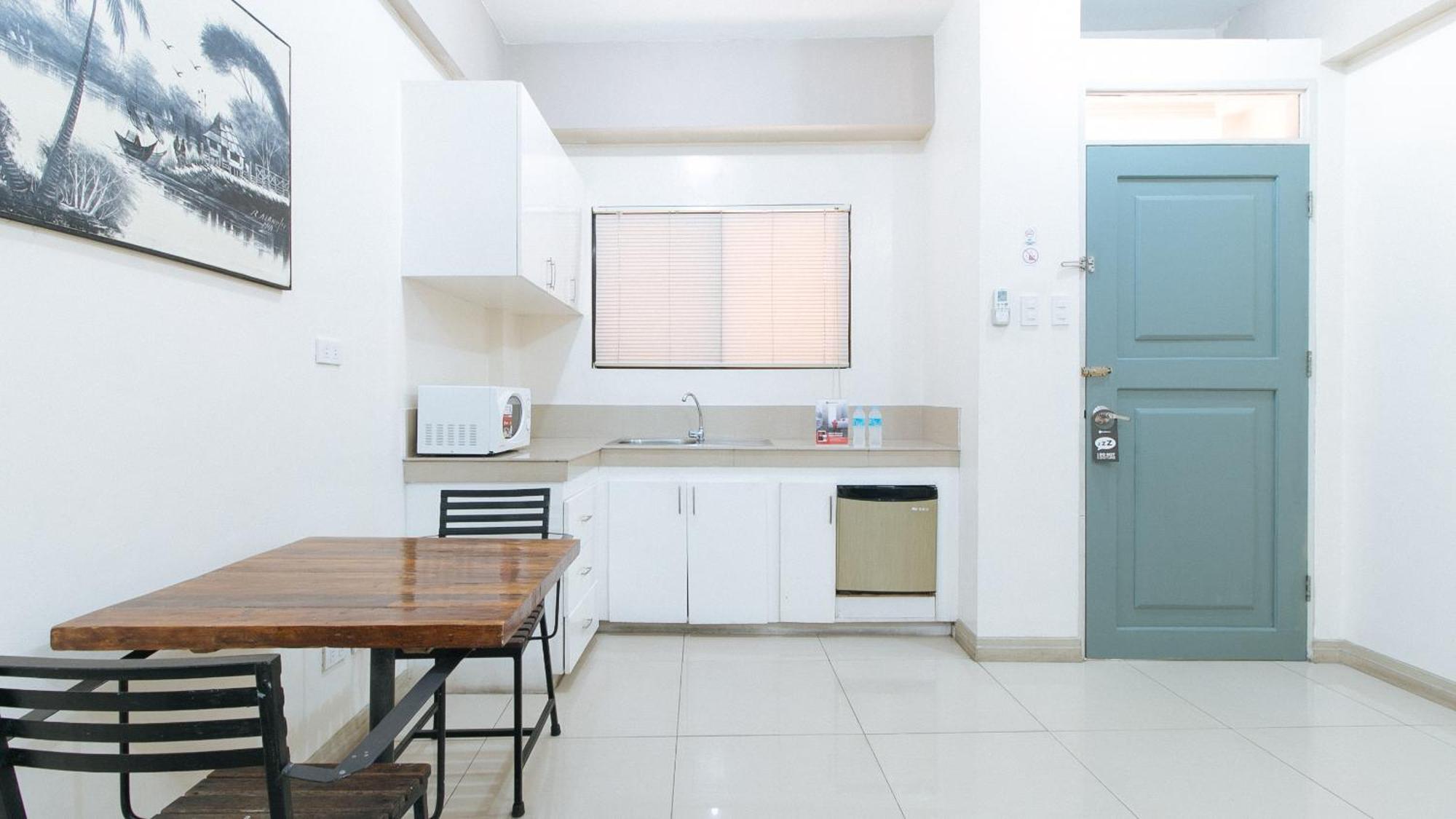 Reddoorz Near Pasay Taft Hotell Exteriör bild