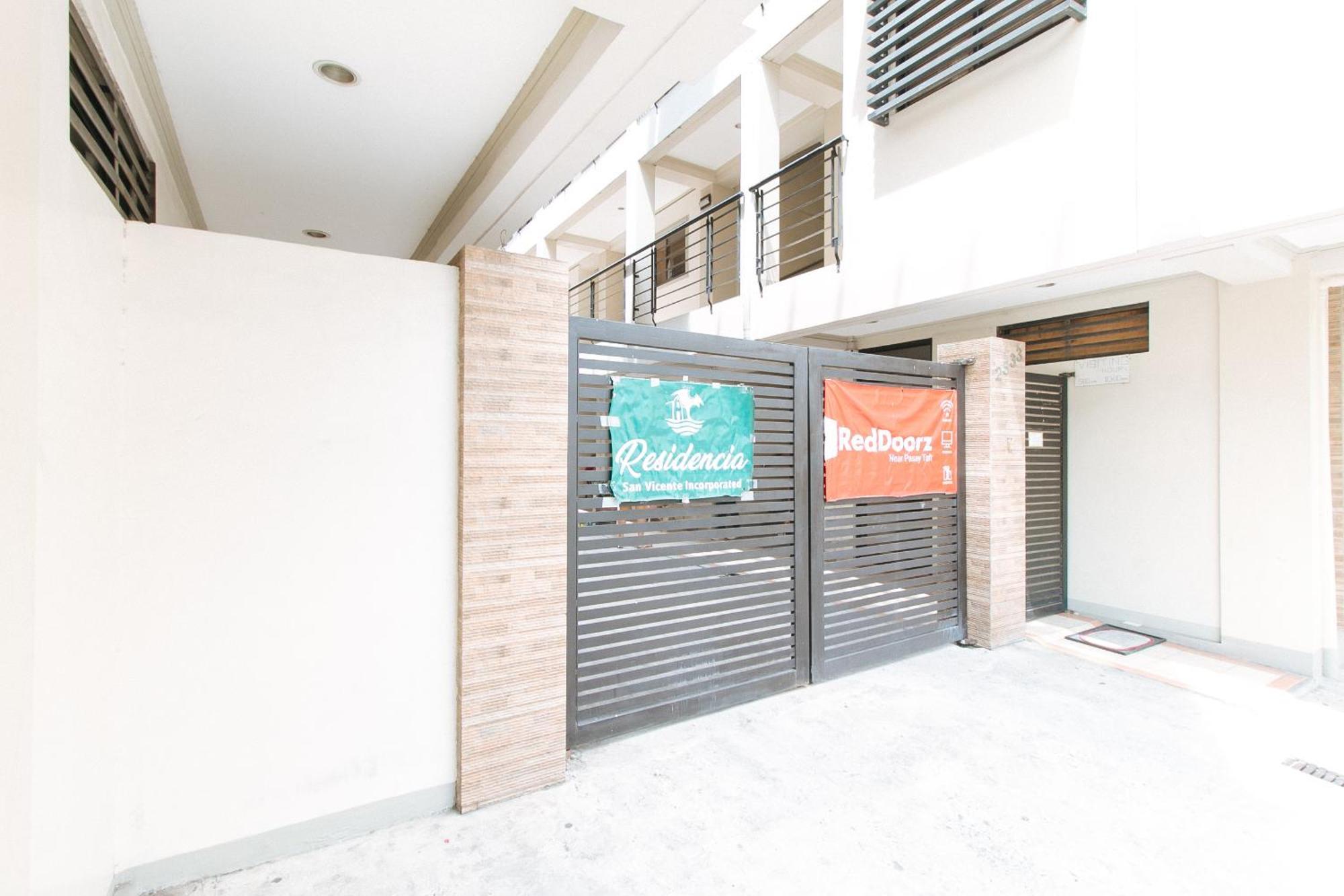 Reddoorz Near Pasay Taft Hotell Exteriör bild