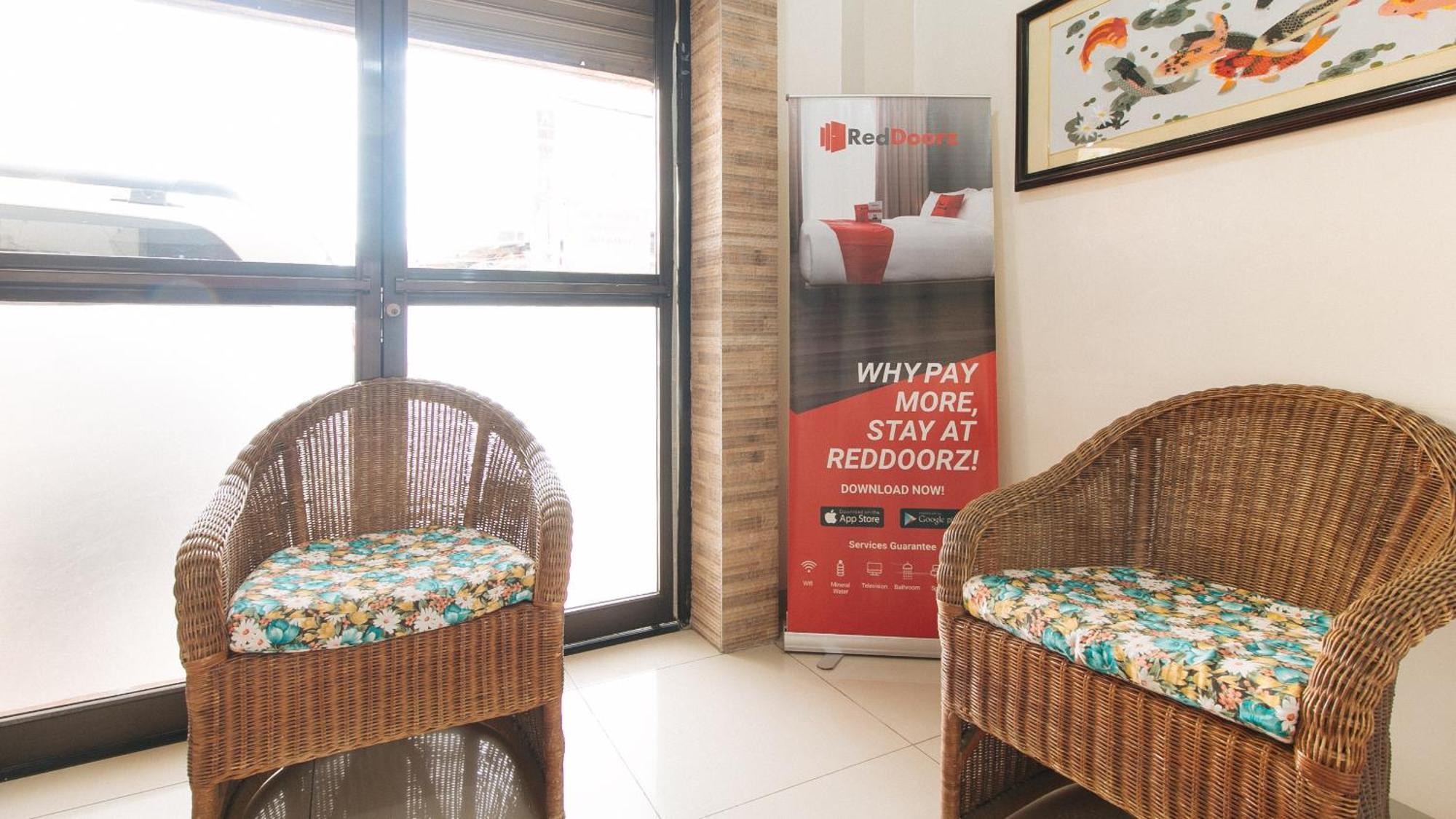 Reddoorz Near Pasay Taft Hotell Exteriör bild