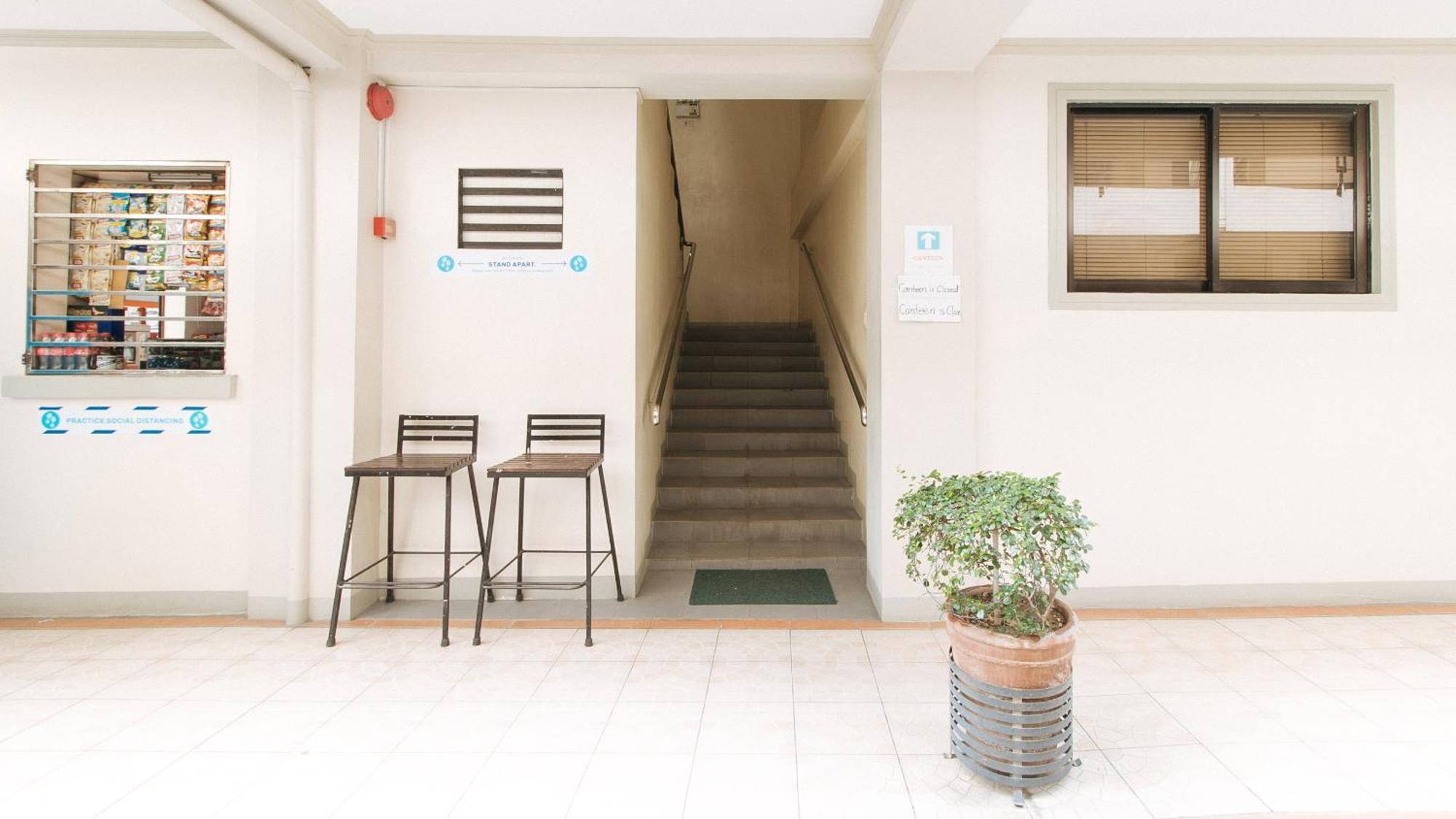 Reddoorz Near Pasay Taft Hotell Exteriör bild